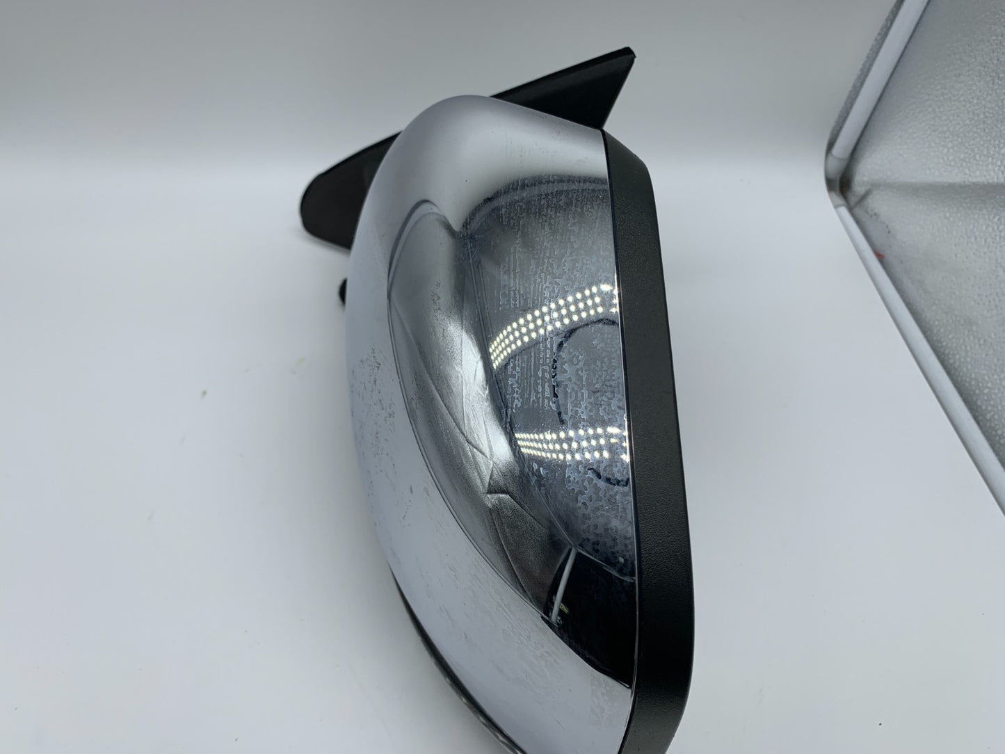 2011-2018 Jeep Grand Cherokee Driver Side Power Mirror Chrome BSA OEM C04B52005