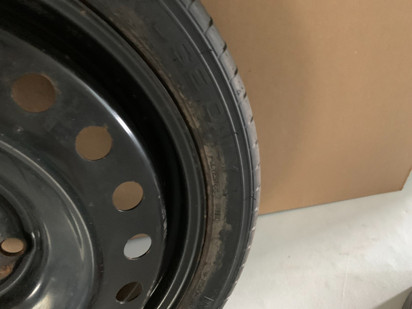 2013-2016 Chevrolet Malibu 17" Spare Tire with Jack Kit Compact Donut T125/70R17