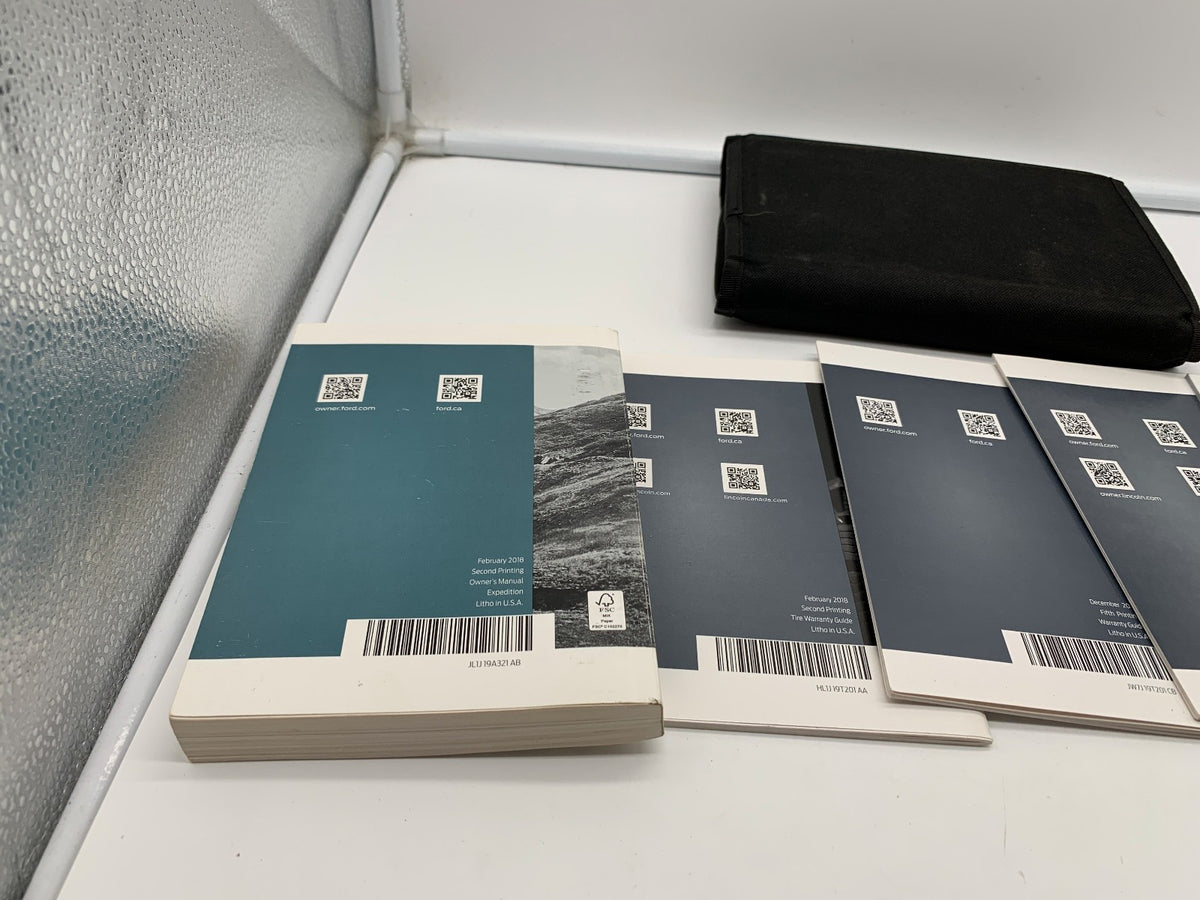 2018 Ford Expedition Owners Manual Set with Case OEM R01B09020