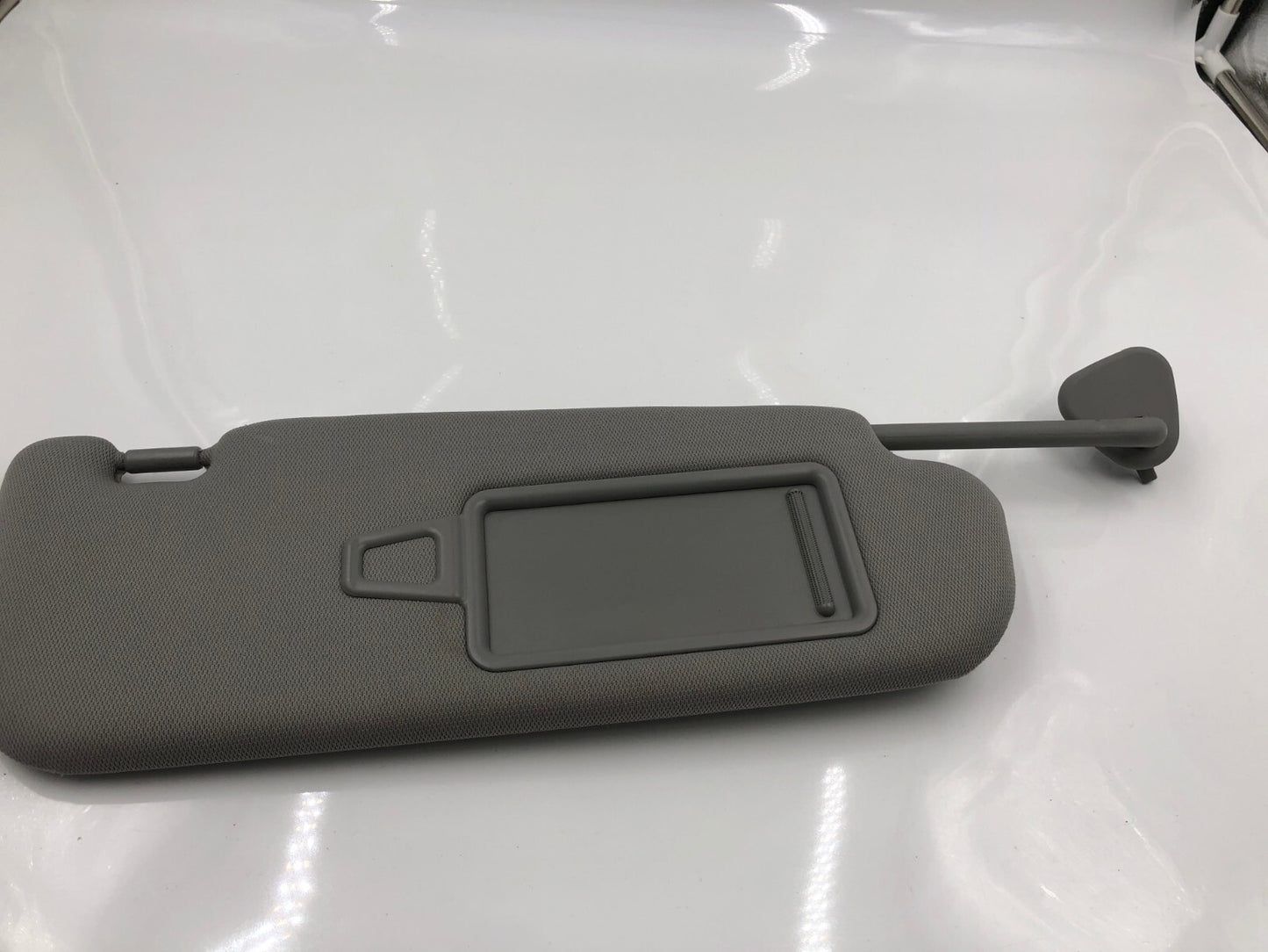 2011-2016 Kia Optima Passenger Sun Visor Gray Illuminated OEM D04B64008