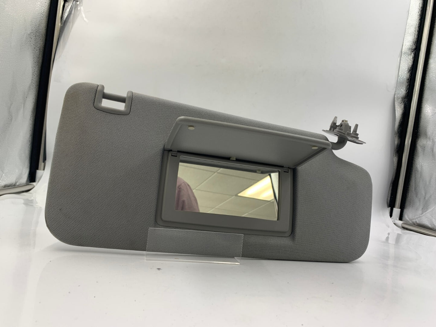 2017-2021 Chevrolet Trax Passenger Sun Visor Gray OEM C01B06030