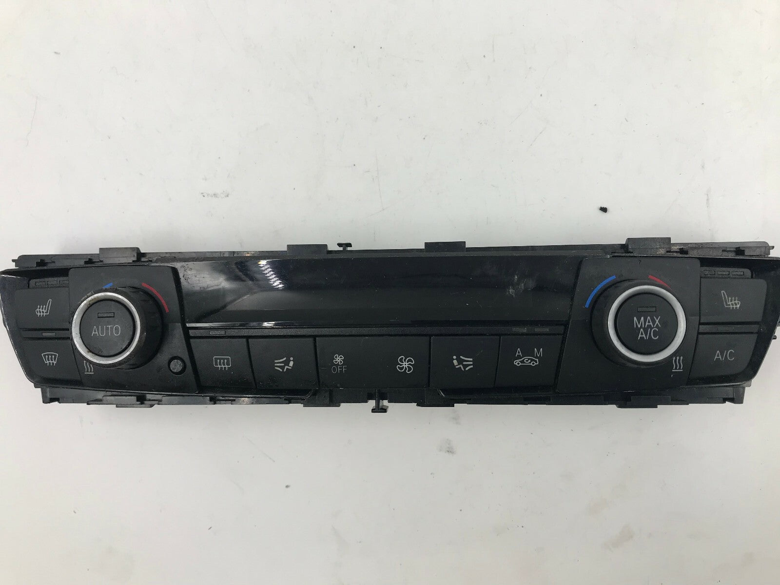 2014-2015 BMW 320i AC Heater Climate Control Unit OEM C02B03003