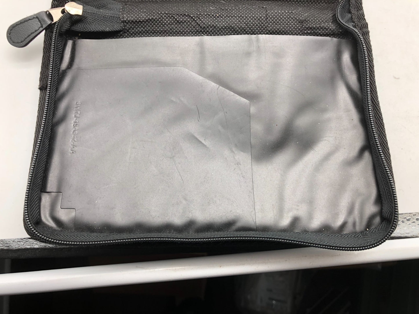 2010 Ford Fusion Owners Manual Set with Case OEM A03B20002