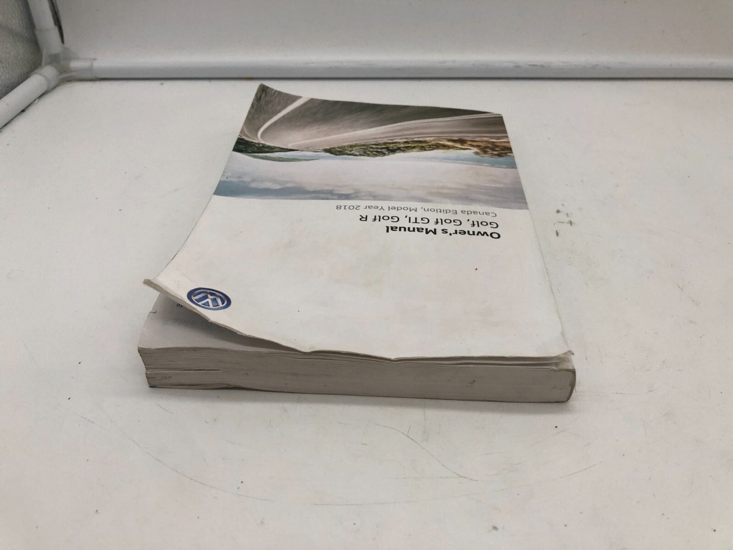 2018 Volkswagen Golf GTI Owners Manual OEM C02B40012