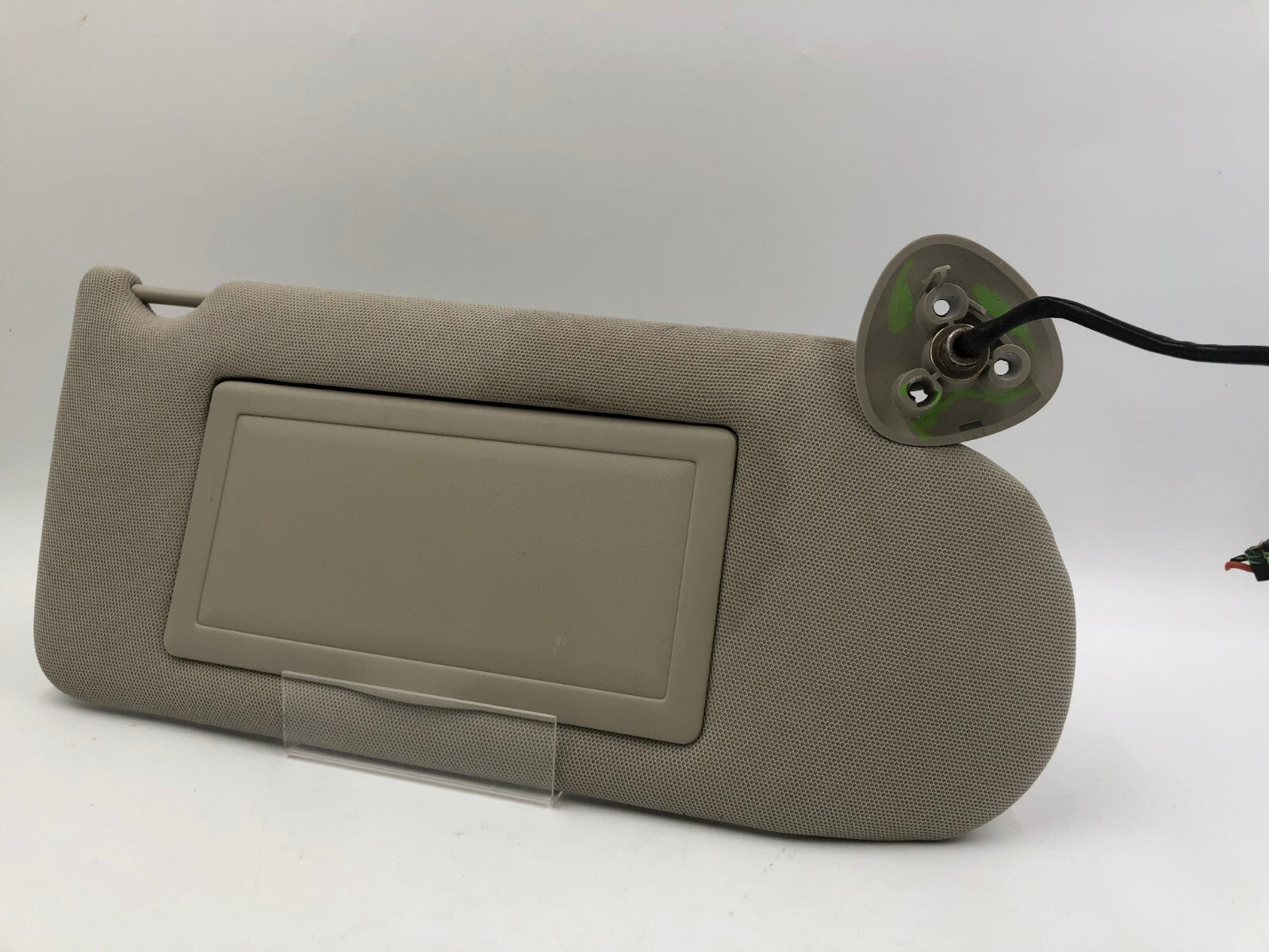 2005-2008 Pontiac Grand Prix Passenger Sun Visor Gray OEM B01B29043