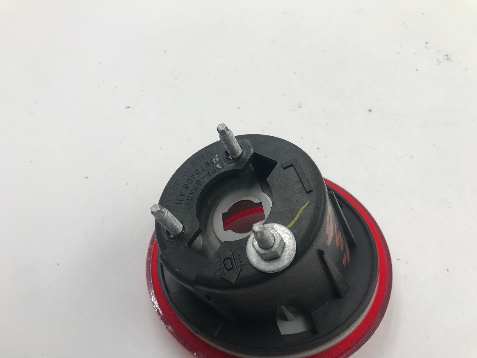 2006-2011 Chevrolet HHR Driver Side Lower Tail Light Taillight OEM E01B69005