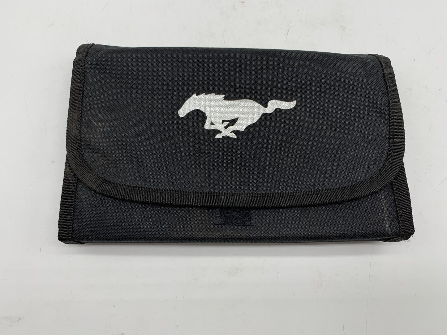 2016 Ford Mustang Owners Manual Set with Case OEM C02B04037