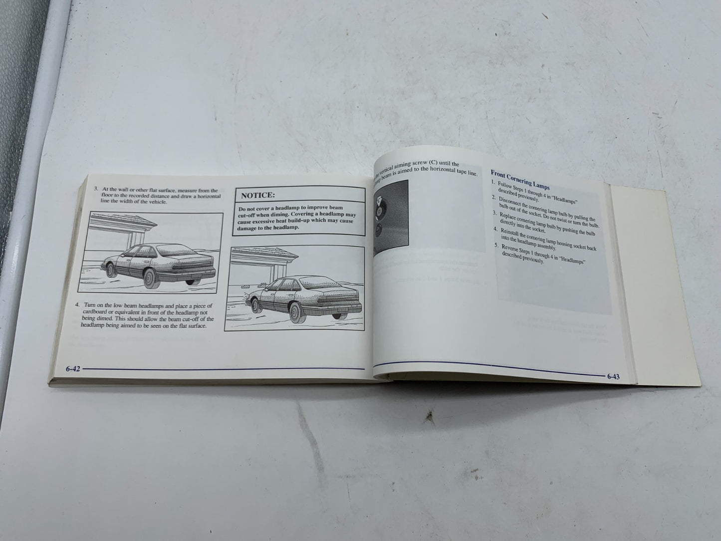 2001 Cadillac DeVille Owners Manual Set with Case OEM A02B50012