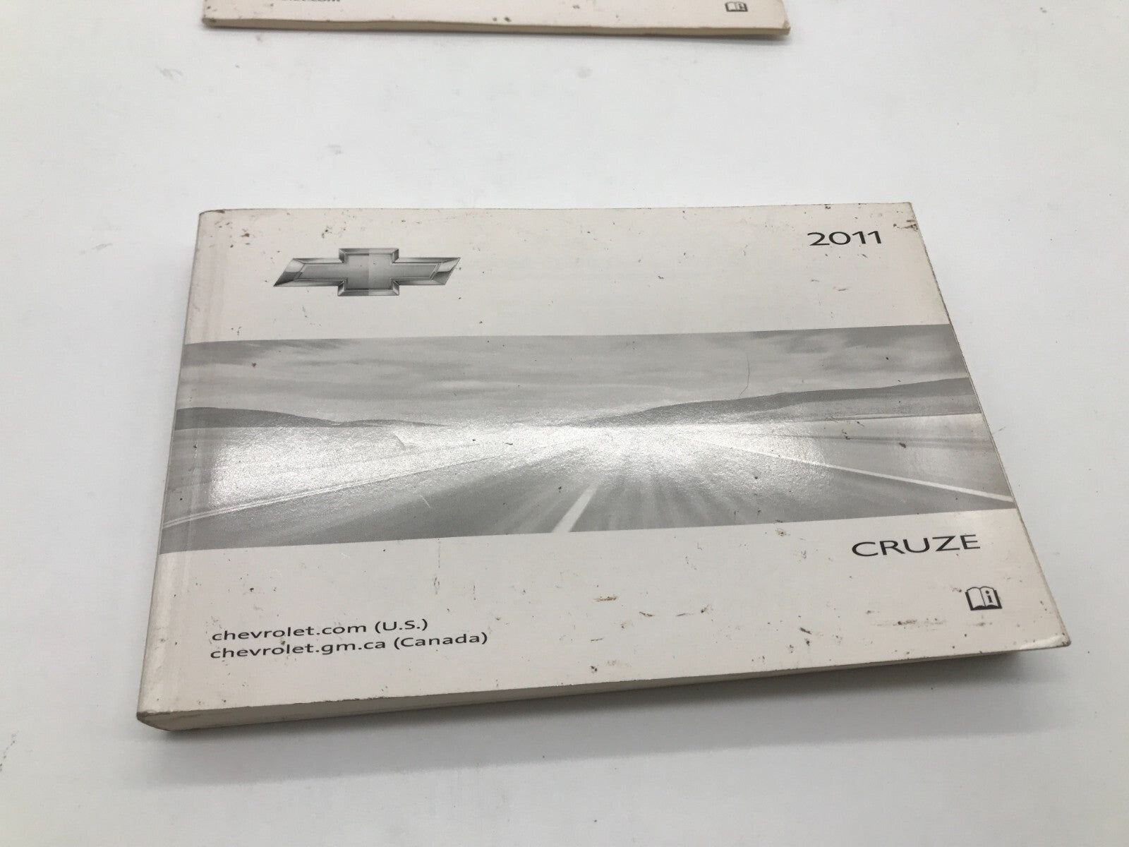 2011 Chevrolet Cruze Owners Manual Set OEM C02B45036