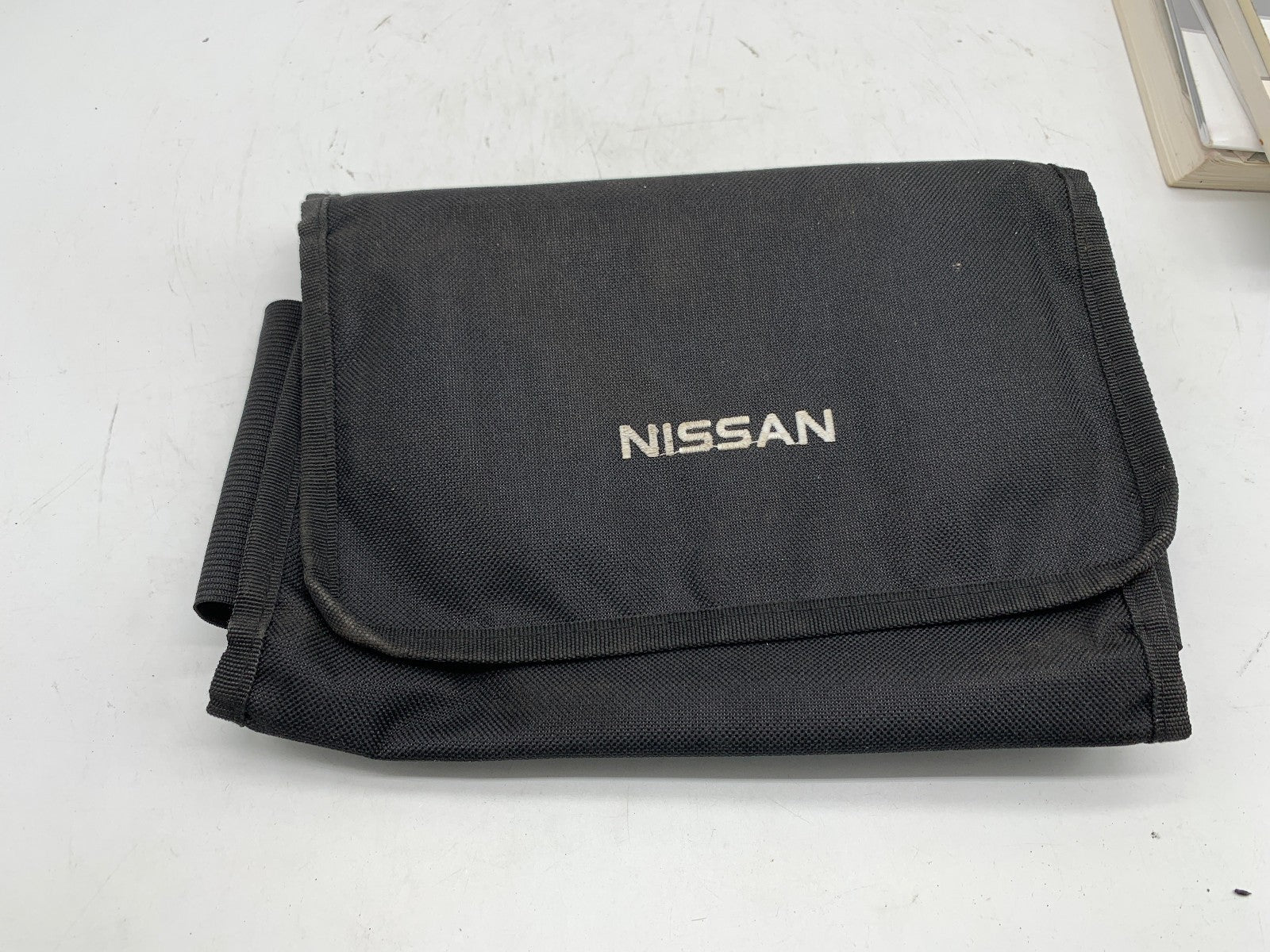 2014 Nissan Maxima Owners Manual Set with Case OEM R01B33019