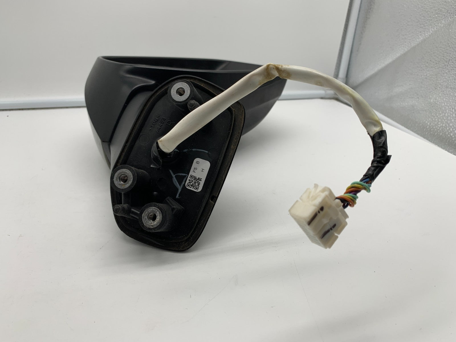 2015-2017 Subaru Legacy Passenger Side Power Door Mirror Green BSA OEM B03B16098