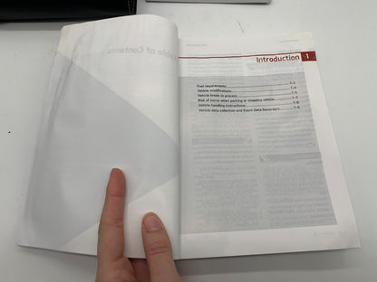 2022 Kia Telluride Sedan Owners Manual Set with Case OEM E01B46009