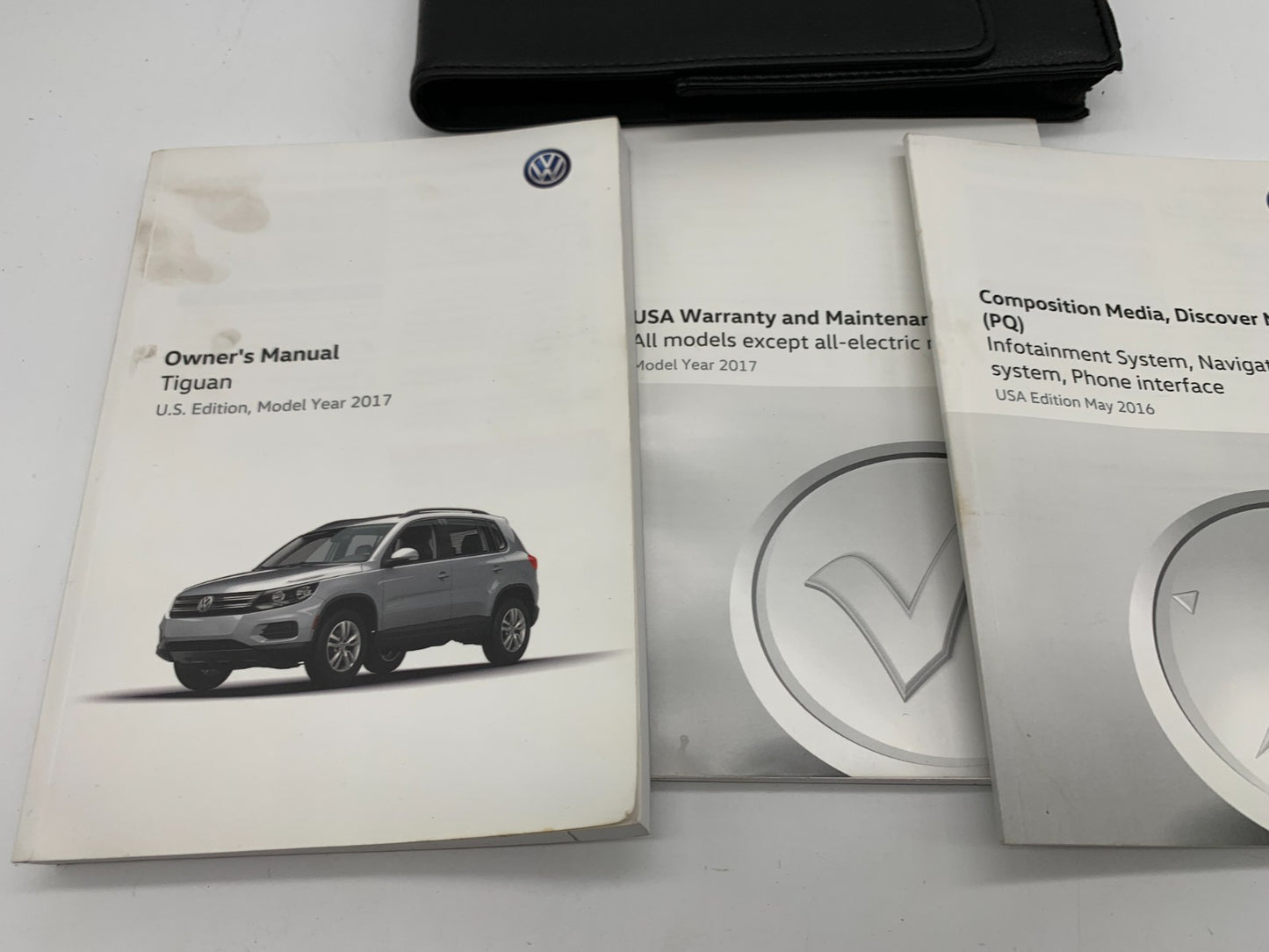 2017 Volkswagen Tiguan Owners Manual Set with Case OEM