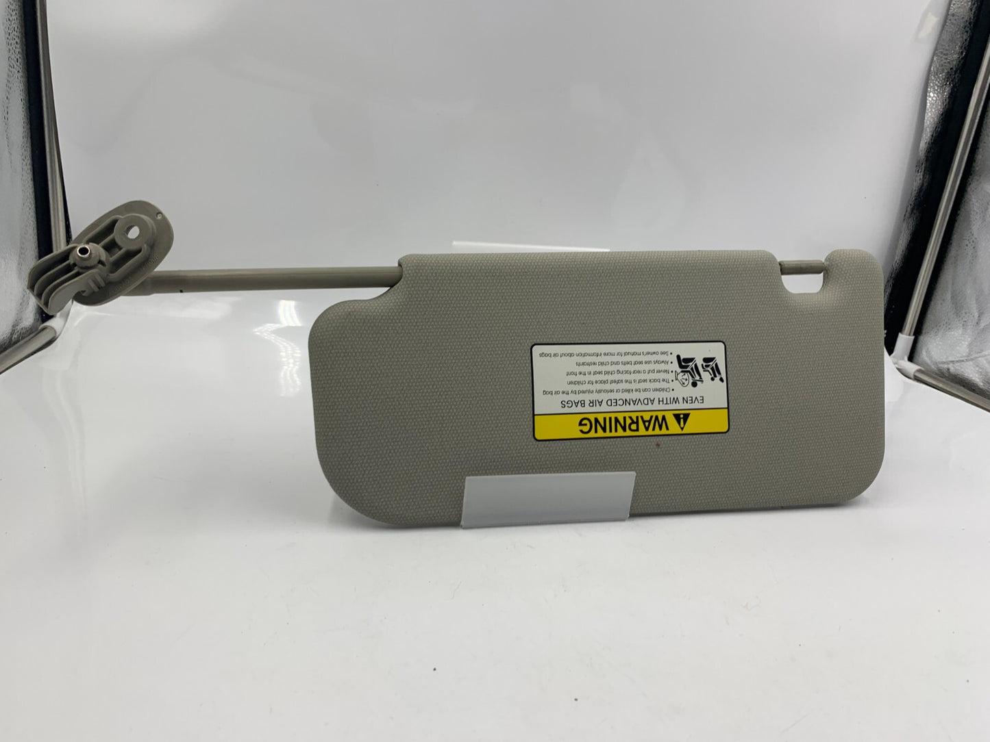 2012-2017 Kia Rio Passenger Sun Visor Gray OEM E02B47025