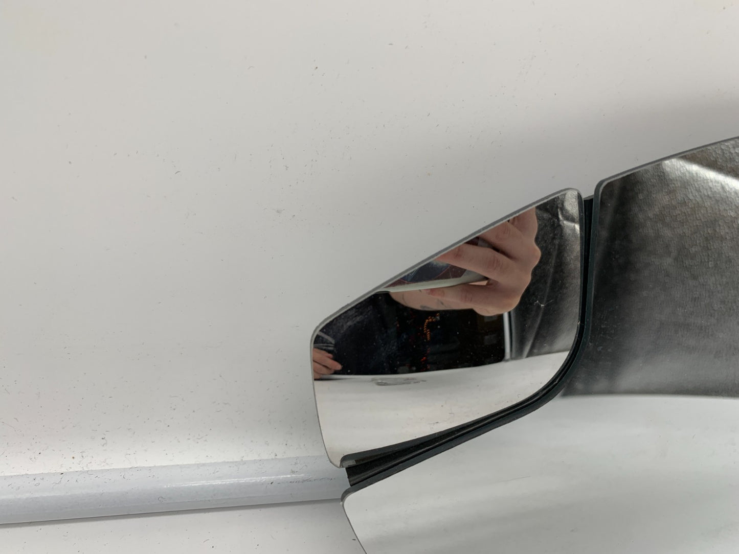 2015-2018 Ford Focus Driver Side View Power Door Mirror Glass Only OEM B04B43007
