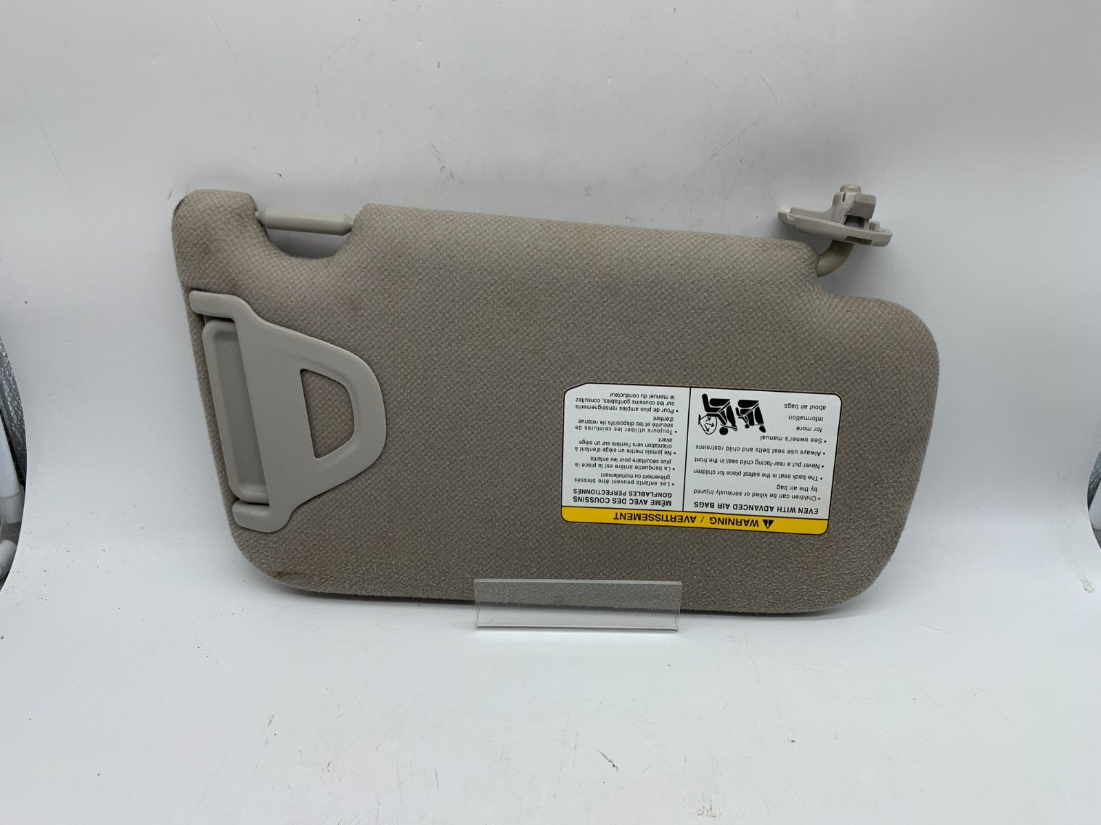 2013-2019 Nissan Sentra Driver Sun Visor Gray OEM D03B16008
