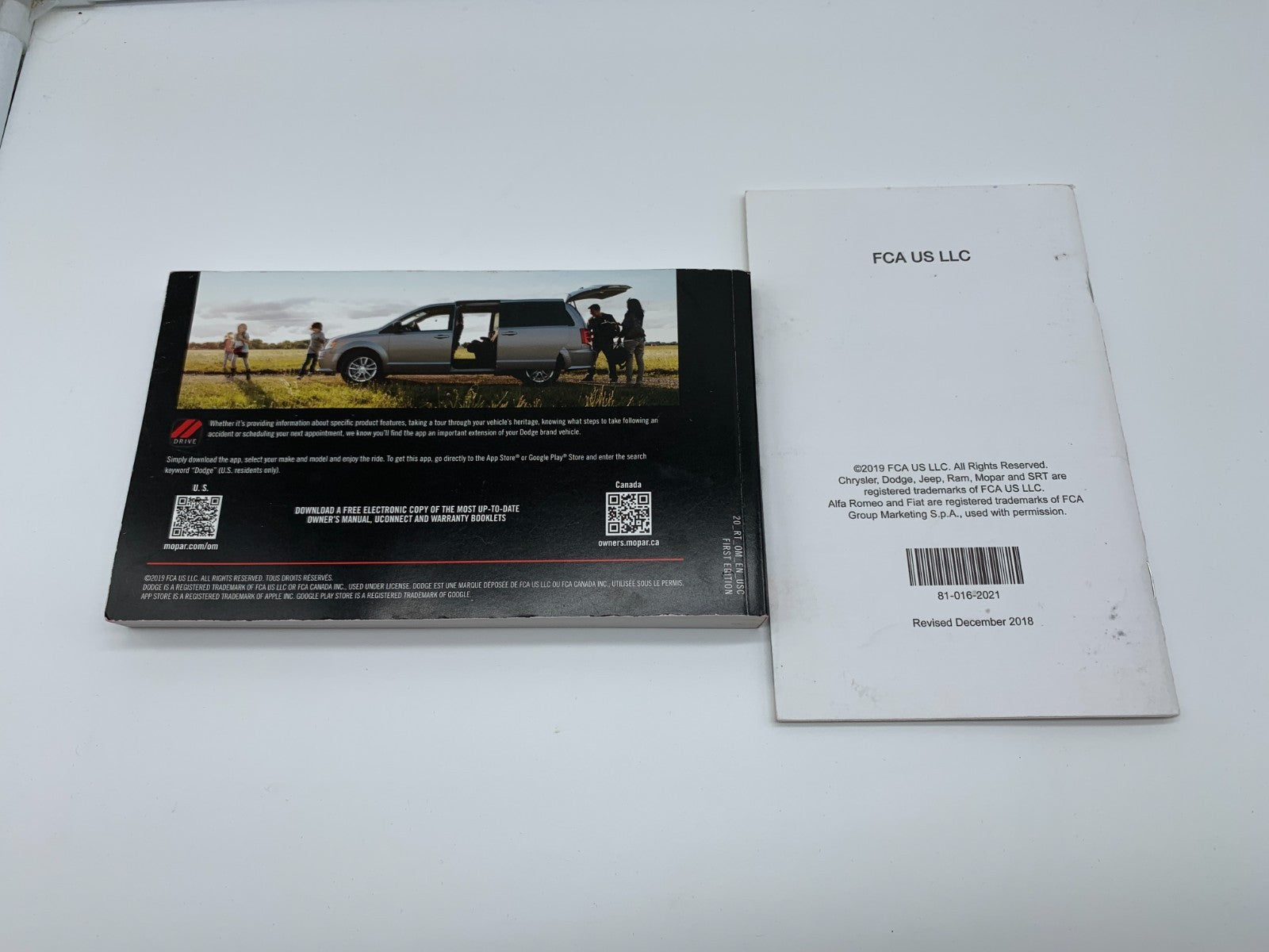 2020 Dodge Caravan Owners Manual Set OEM A02B32004