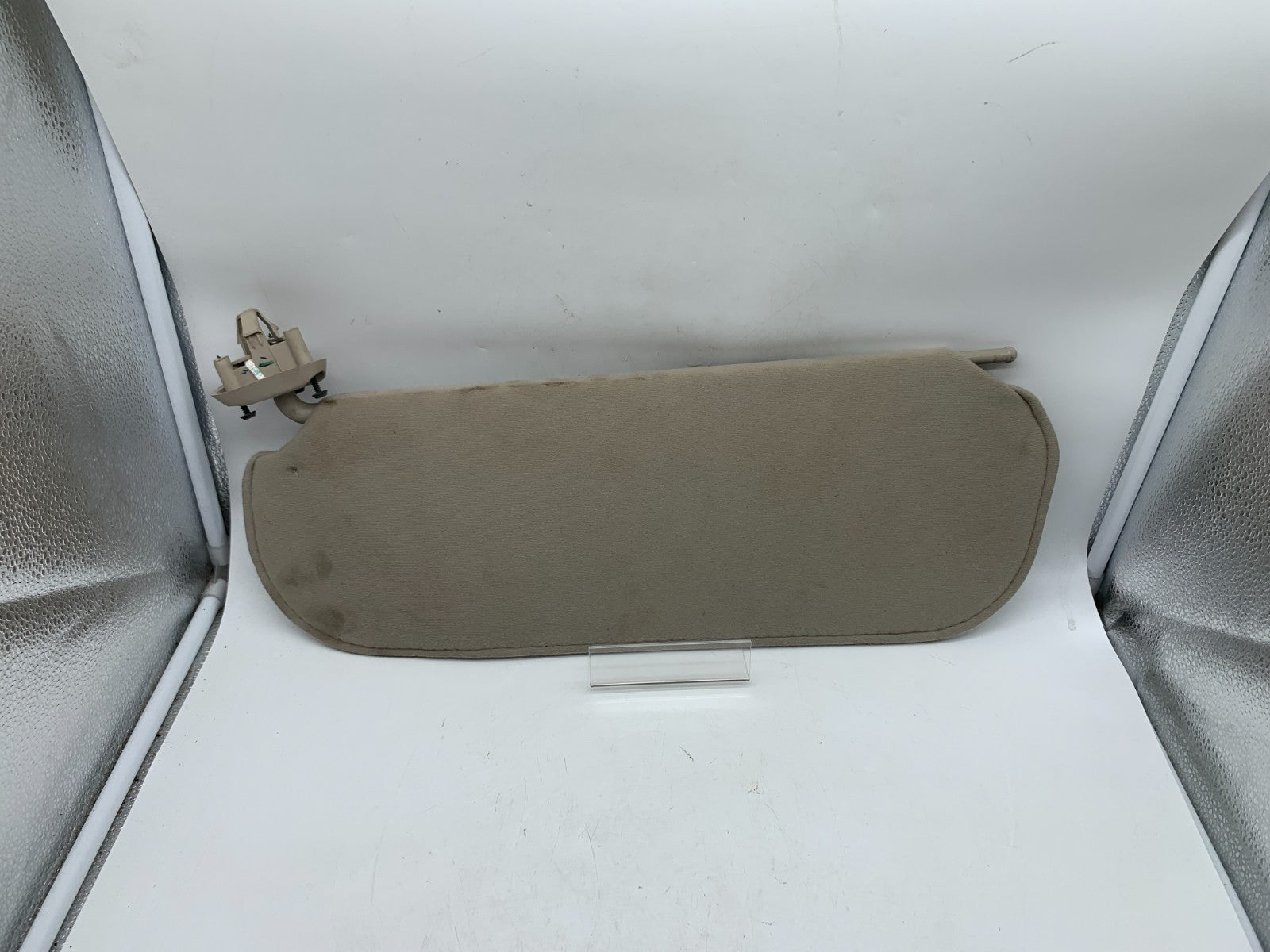 2003-2019 GMC Savana 2500 Driver Sun Visor OEM D03B50002