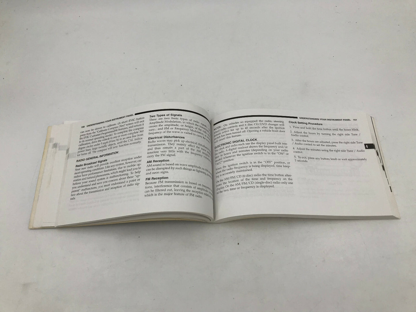 2007 Dodge Caliber Owners Manual Set with Case OEM B03B41070