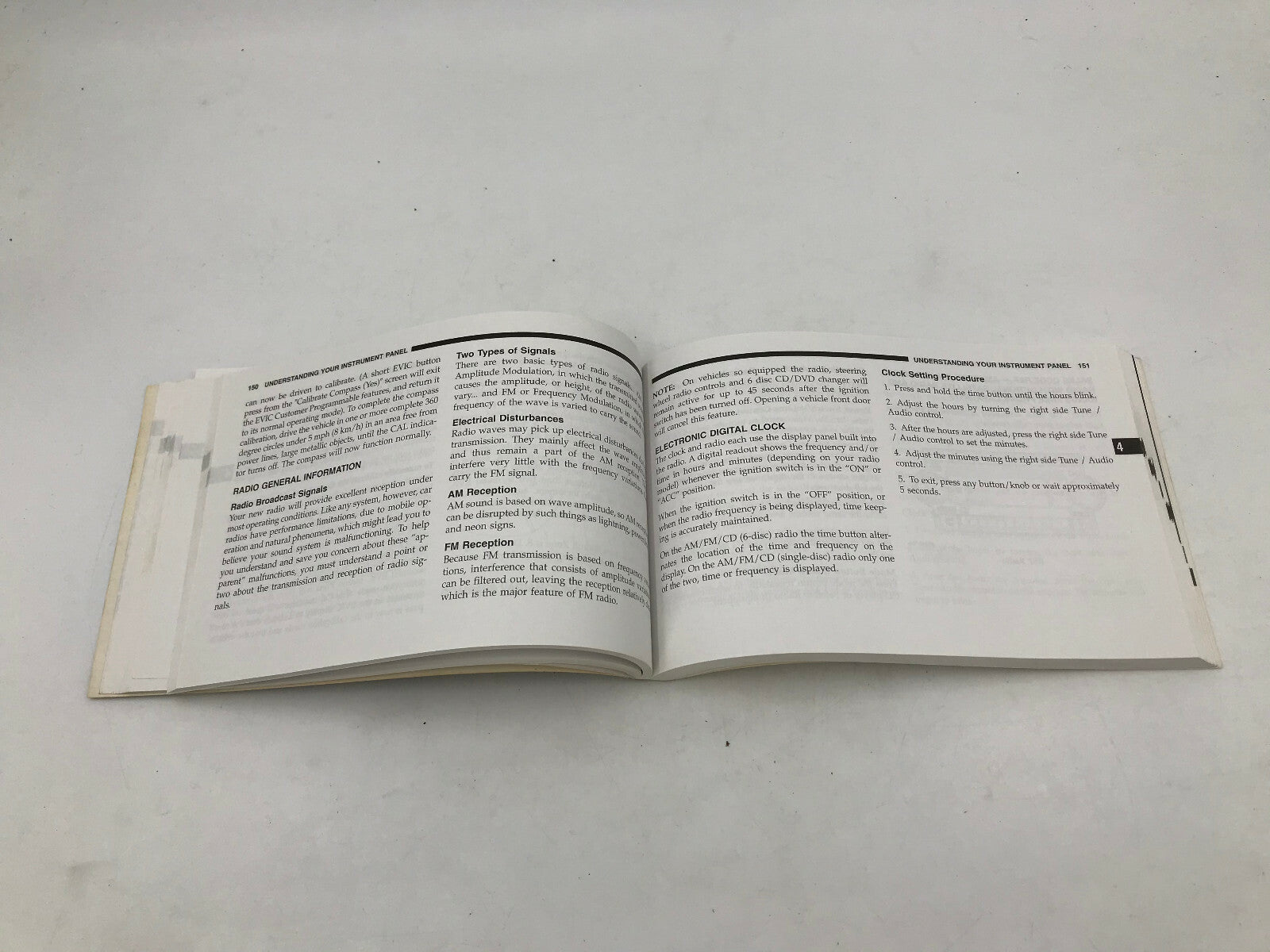 2007 Dodge Caliber Owners Manual Set with Case OEM B03B41070