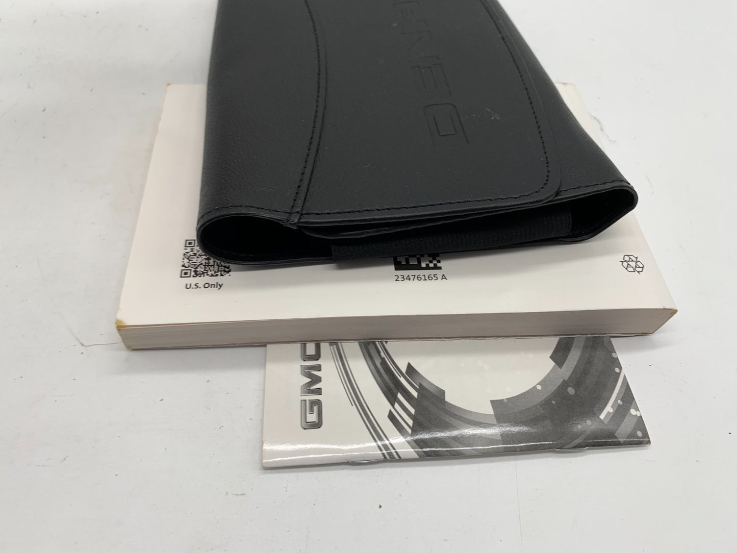 2017 GMC Yukon  Yukon XL Denali Owners Manual Set with Case OEM