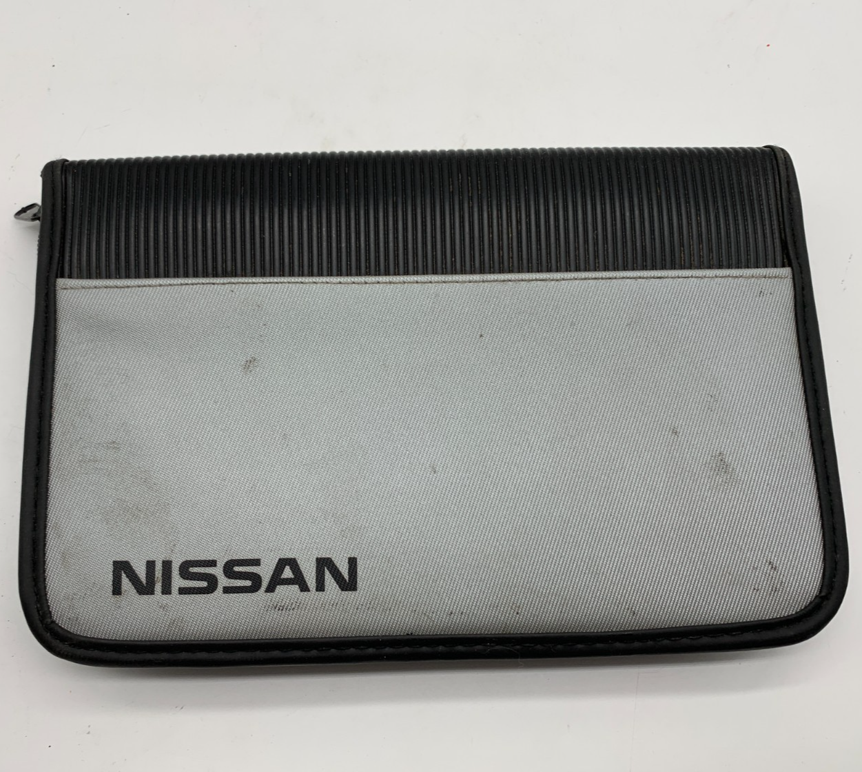 Nissan Owners Manual Case Only OEM D02B39052