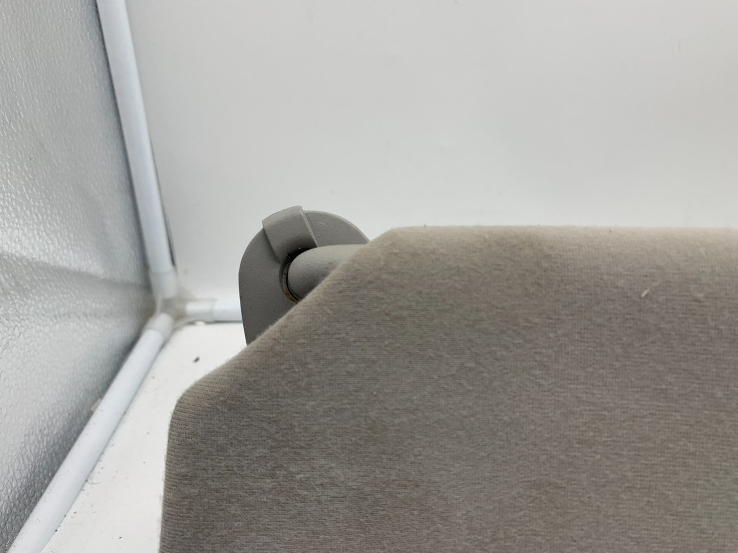 2002-2006 Toyota Camry Passenger Sun Visor Gray OEM A04B29006