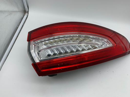 2013-2016 Ford Fusion Driver Side Tail Light Taillight OEM C02B33001