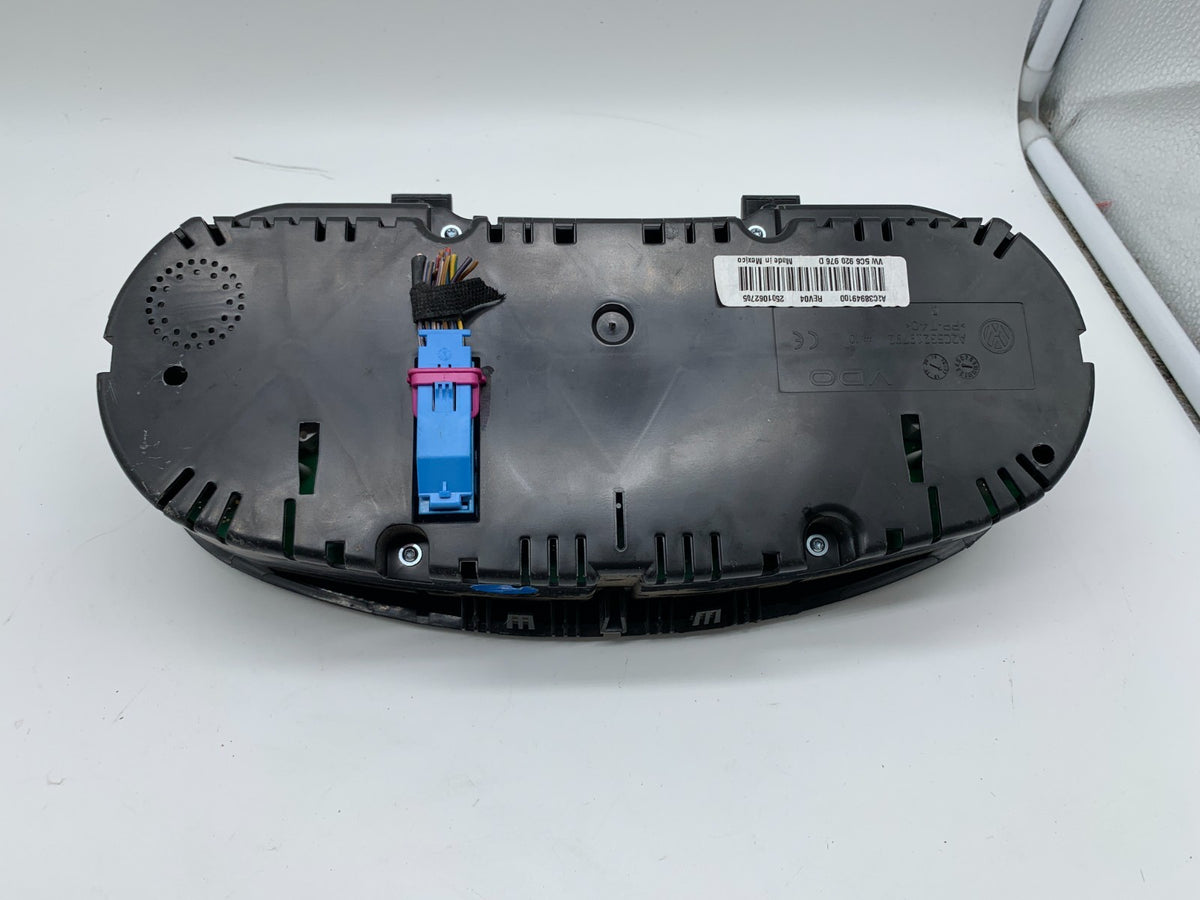 2011 Volkswagen Jetta Speedometer Instrument Cluster 90000 Miles 9Q5 A04B04011