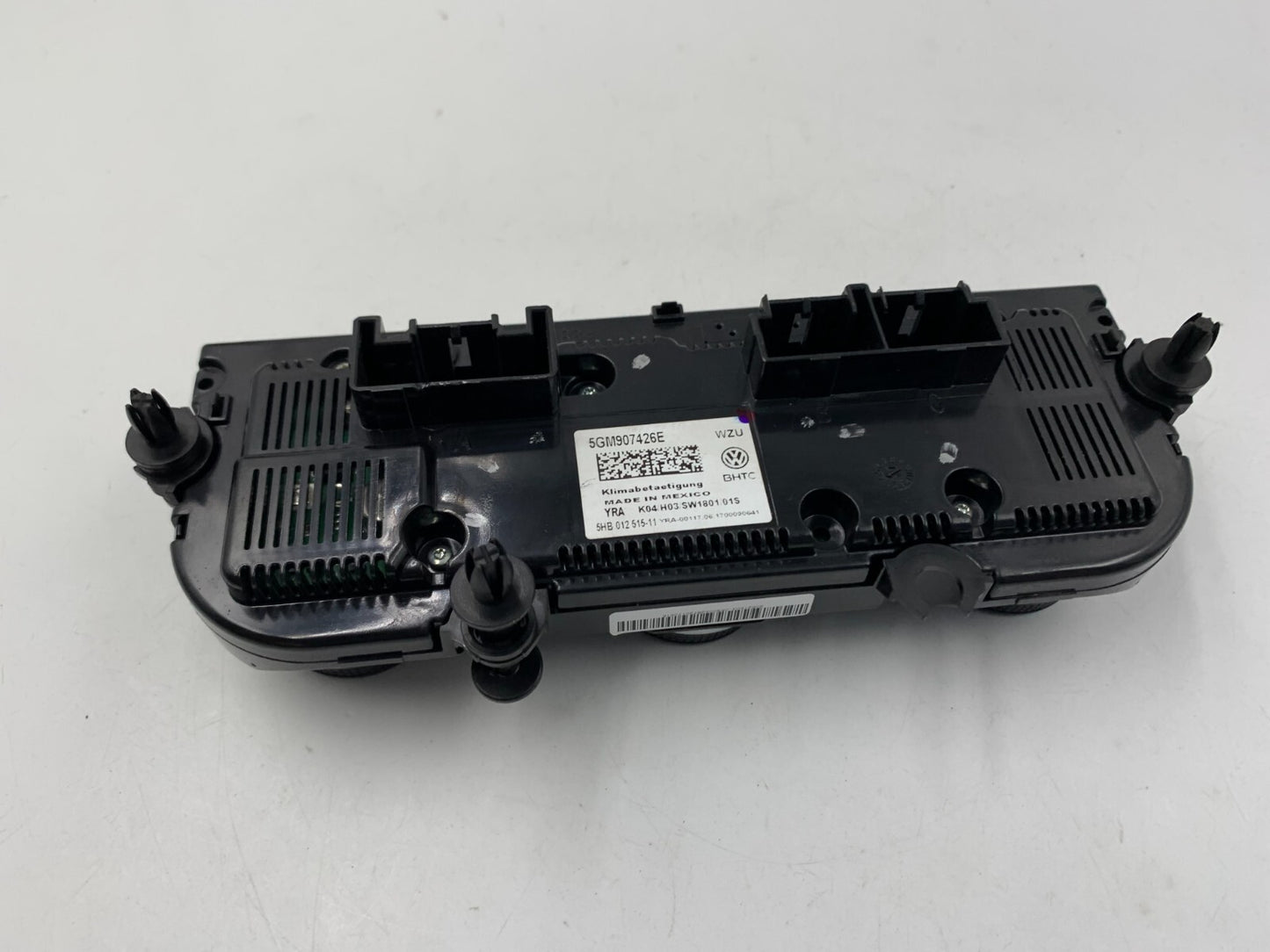 2017 Volkswagen Golf GTI AC Heater Climate Control Unit OEM C02B31041