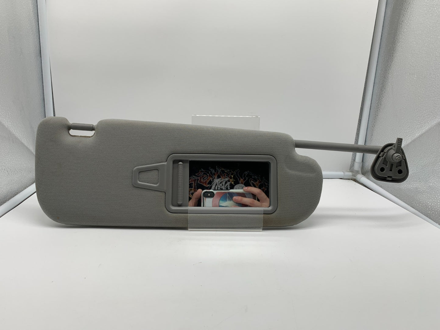 2011-2016 Kia Optima Passenger Sun Visor Gray Illuminated OEM E01B59011