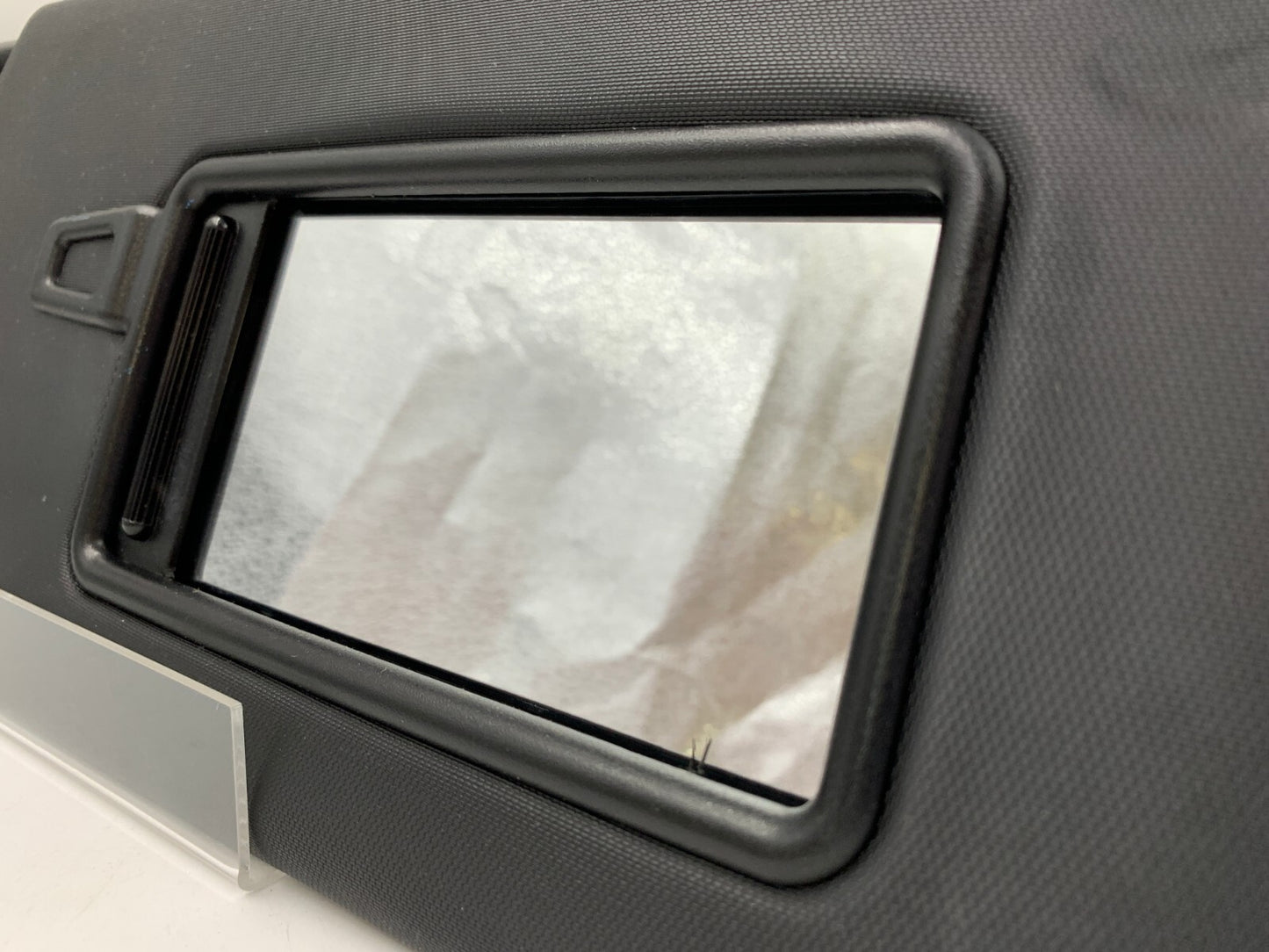 2014-2019 Kia Soul Passenger Sun Visor Black Illuminated OEM A02B39064