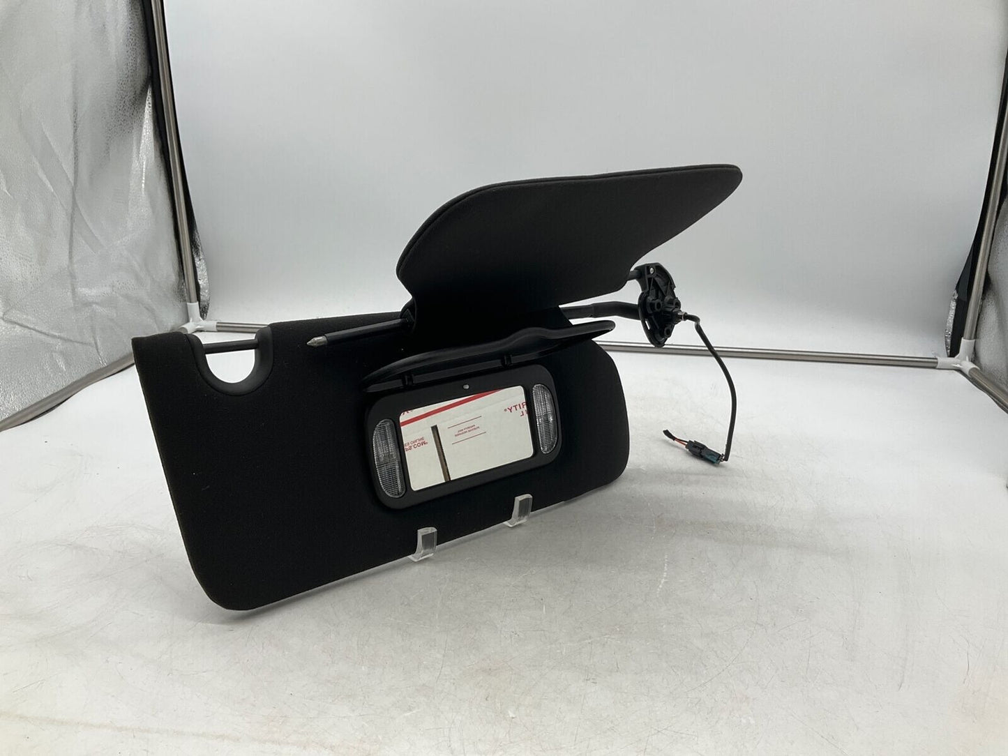 2006-2007 Cadillac DTS Passenger Sun Visor Black Illuminated OEM B02B29017