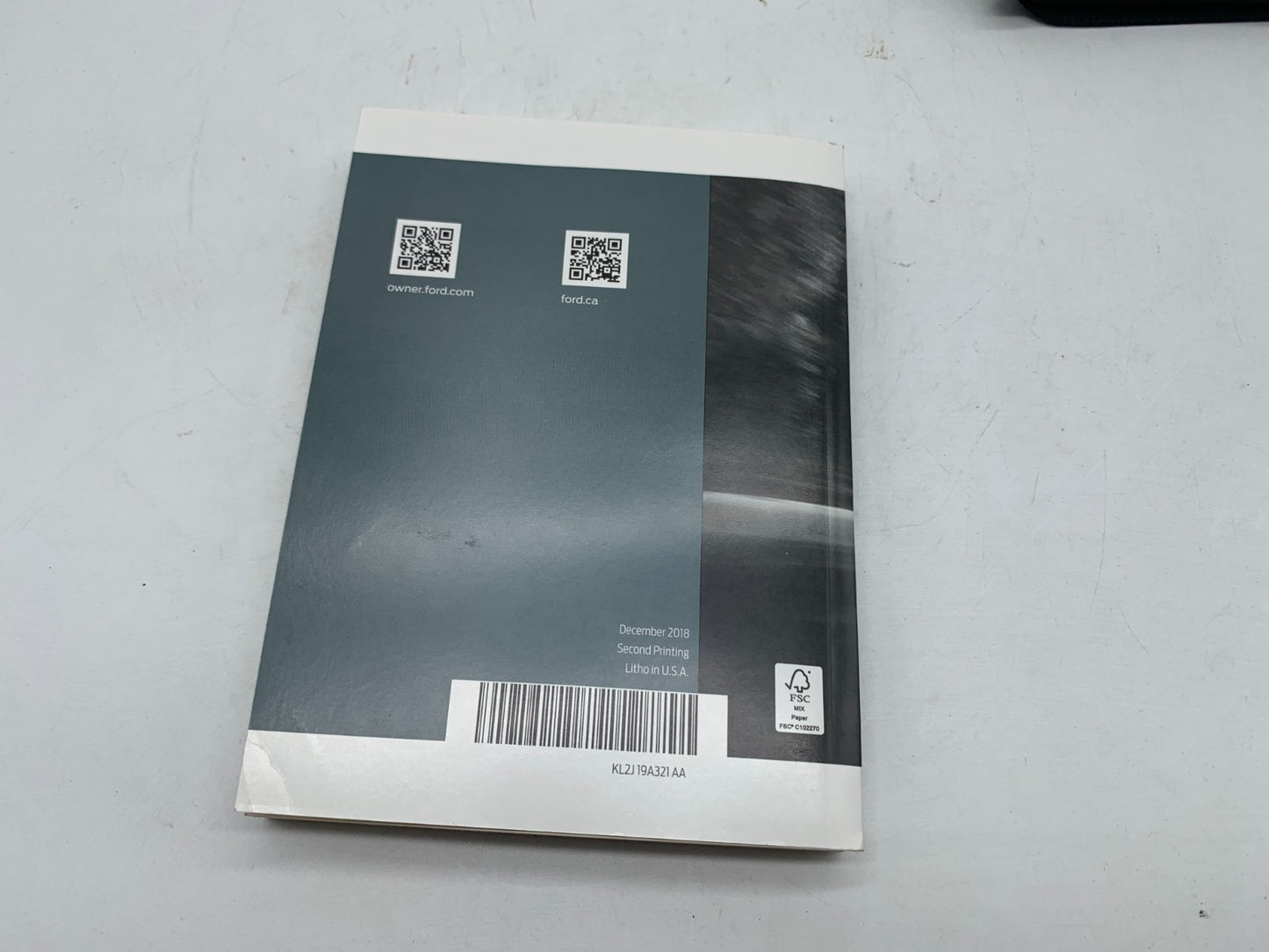 2019 Ford Explorer Owners Manual Set with Case OEM D03B37005