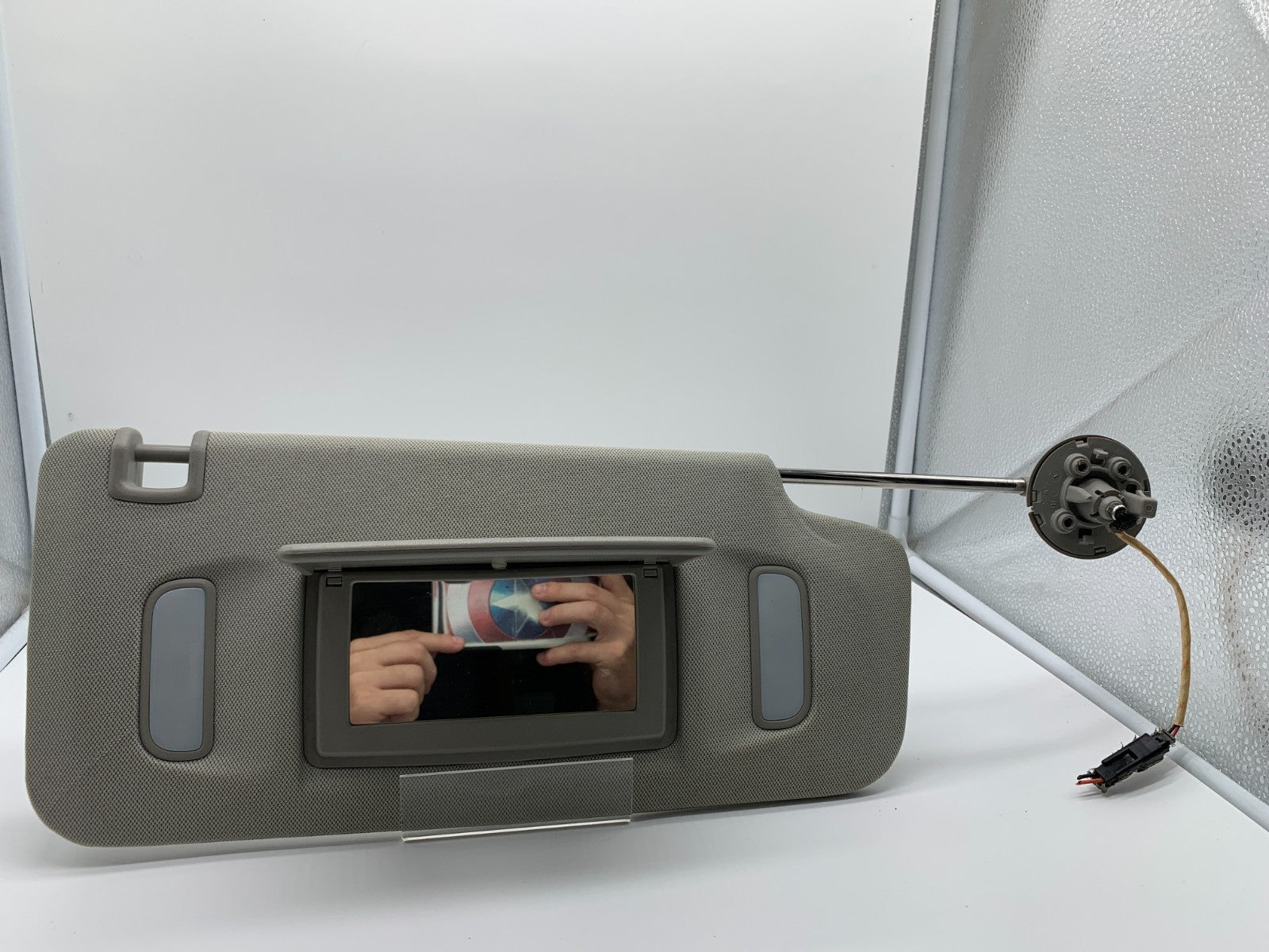 2013-2021 Buick Encore Passenger Sun Visor Gray Illuminated OEM A02B30006