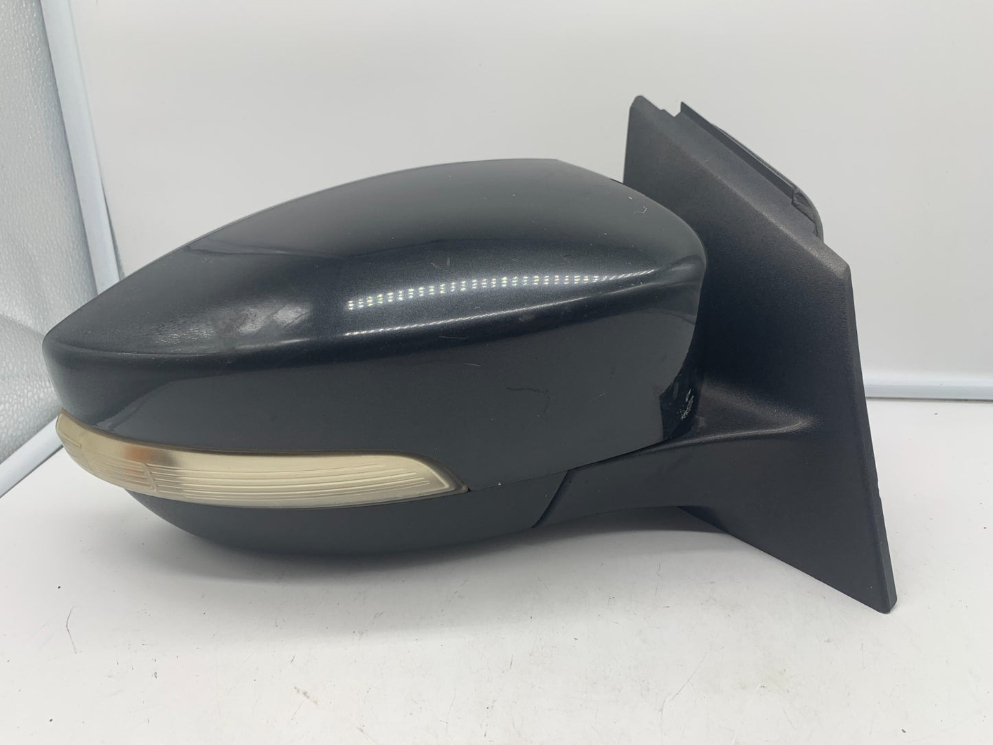 2012-2014 Ford Focus Passenger Side View Power Door Mirror Tuxedo Black OEM