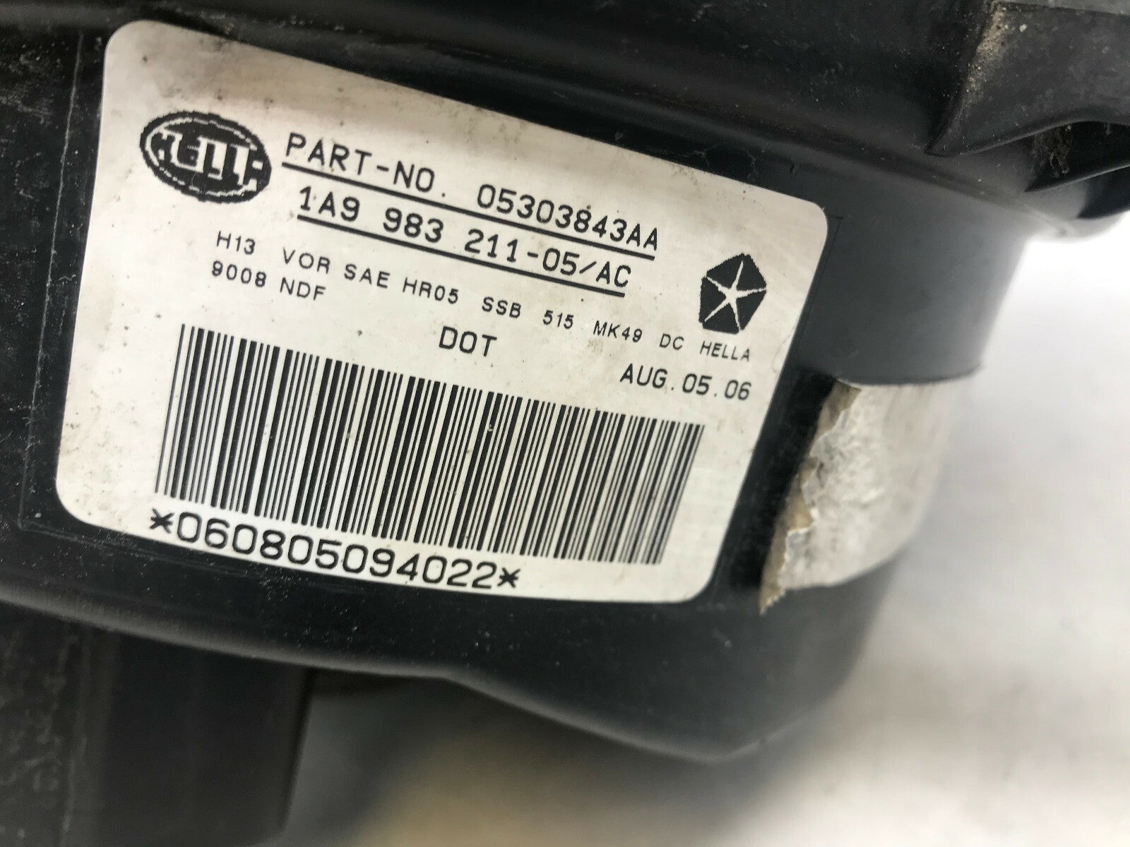 2007-2010 Jeep Compass Driver Side Head Light Headlight OEM C03B45050