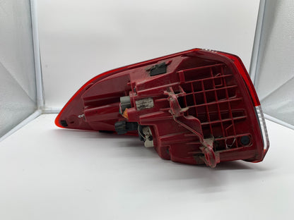 2016-2018 Hyundai Tucson Passenger Side Tail Light Taillight OEM B04B11044