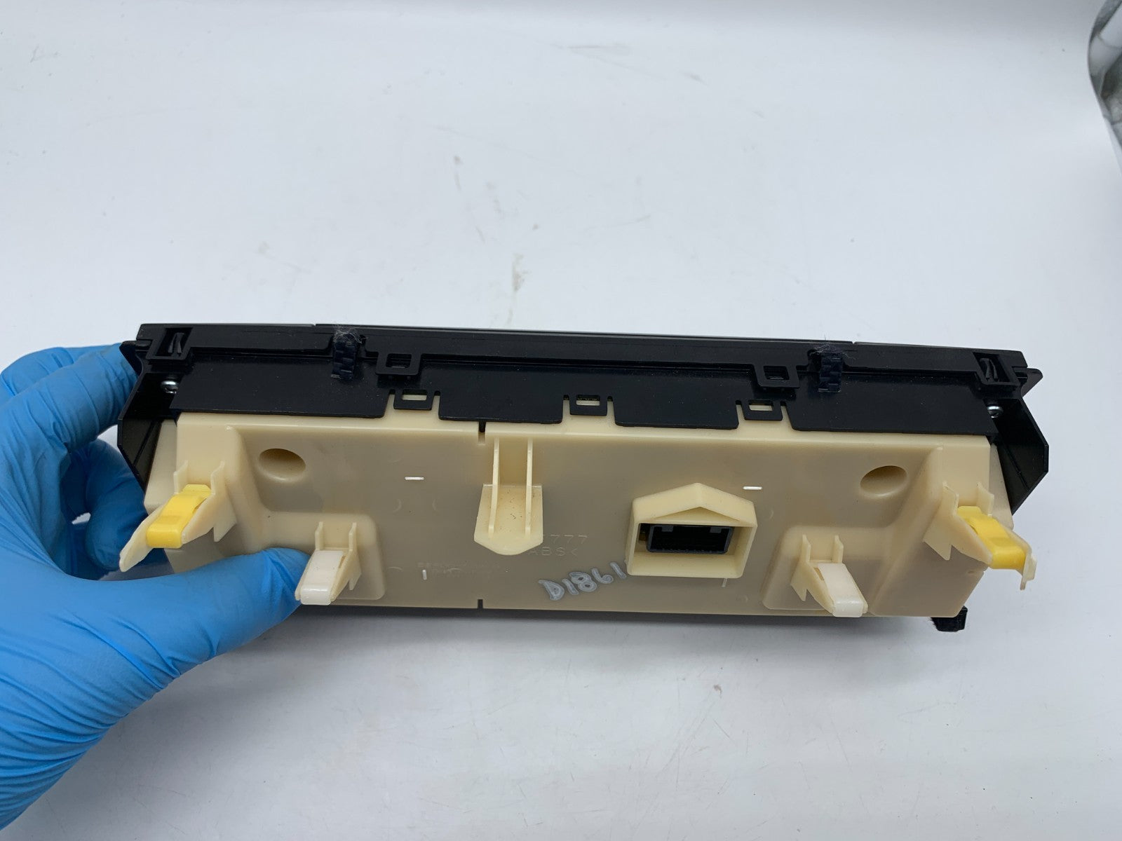 2017-2019 Lexus IS300 Climate Control AC Heater OEM C02B18094