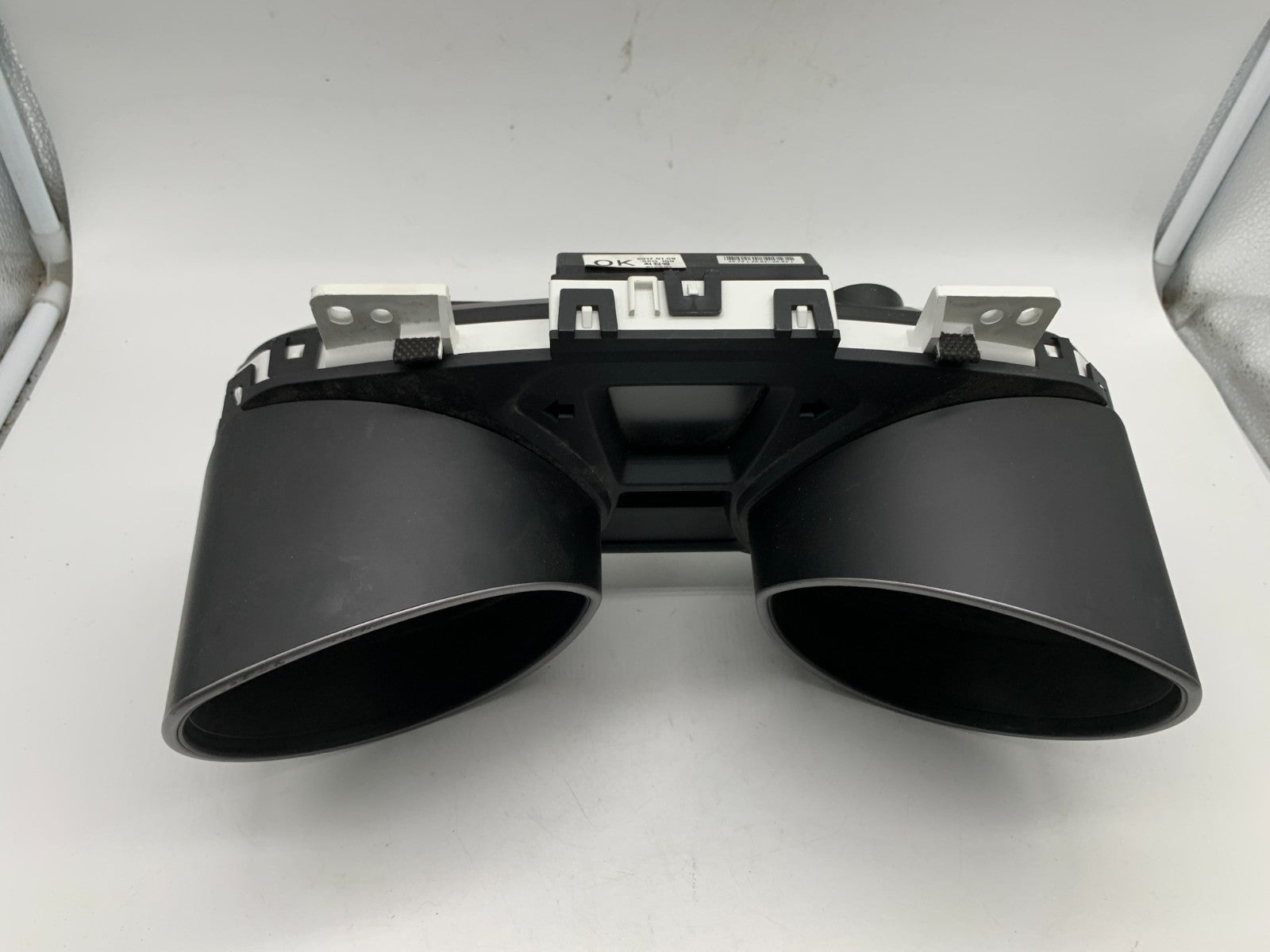 2016-2017 Hyundai Elantra Htbk GT Instrument Cluster 1,400 Miles OEM A04B42008