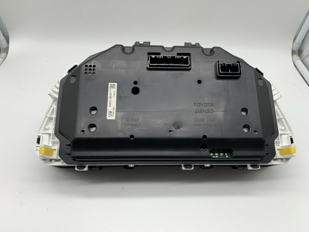 2018-2018 Toyota RAV4 RAV 4 Speedometer Cluster 70690 Miles OEM C01B56010