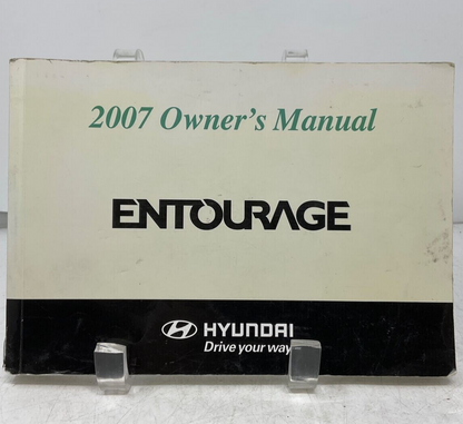 2007 Hyundai Entourage Owners Manual OEM B03B47056
