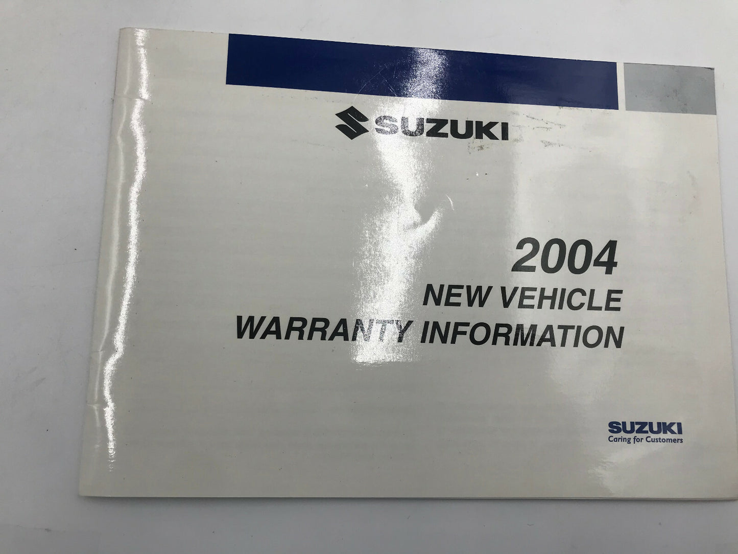 2004 Suzuki Forenza Owners Manual Set with Case B02B22041