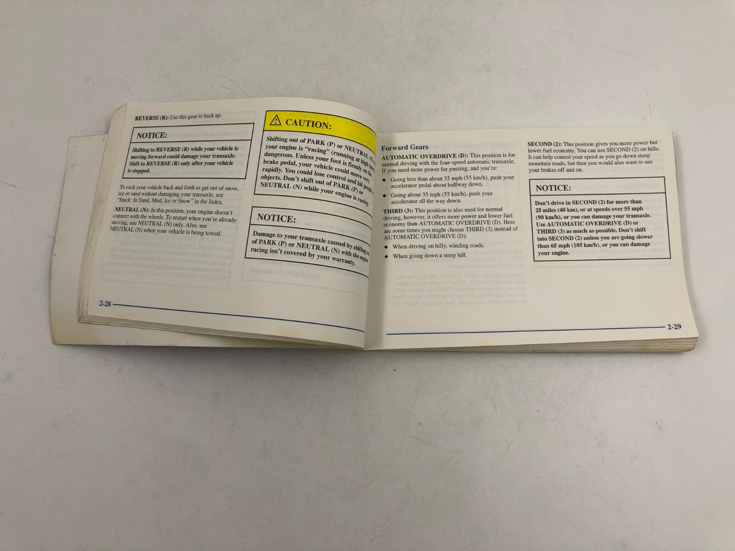 2002 Chevrolet Cavalier Owners Manual OEM D03B52023