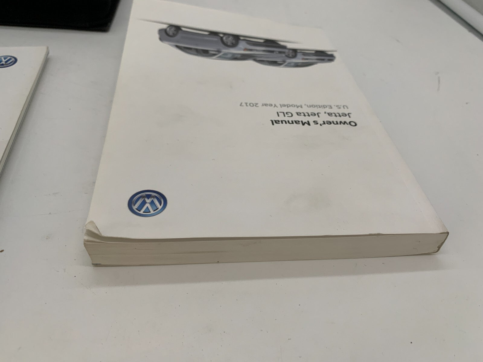 2016 Volkswagen Jetta Owners Manual Set with Case OEM A03B42008