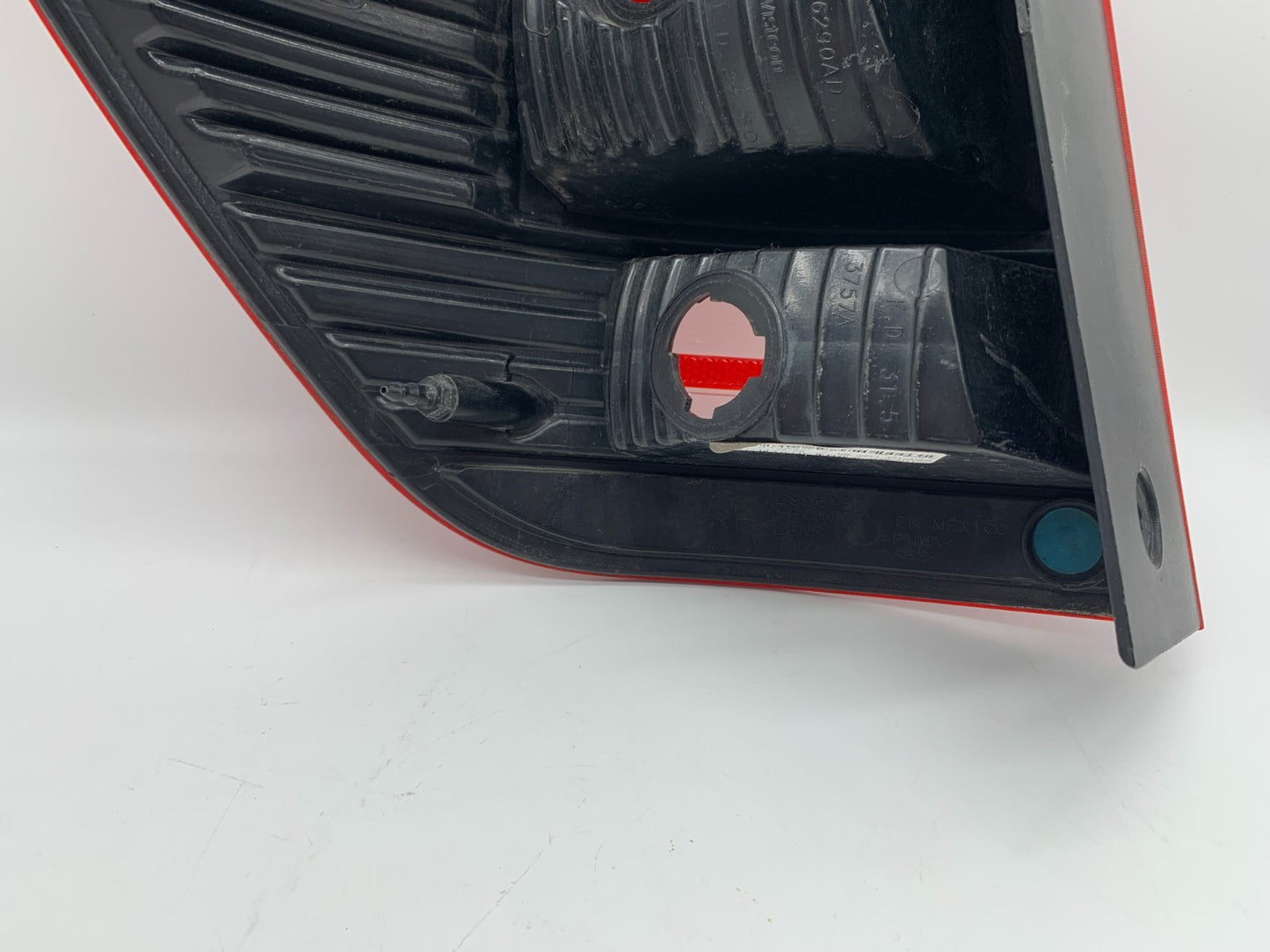 2009 Dodge Journey Passenger Side Tail Light Taillight OEM D01B22002