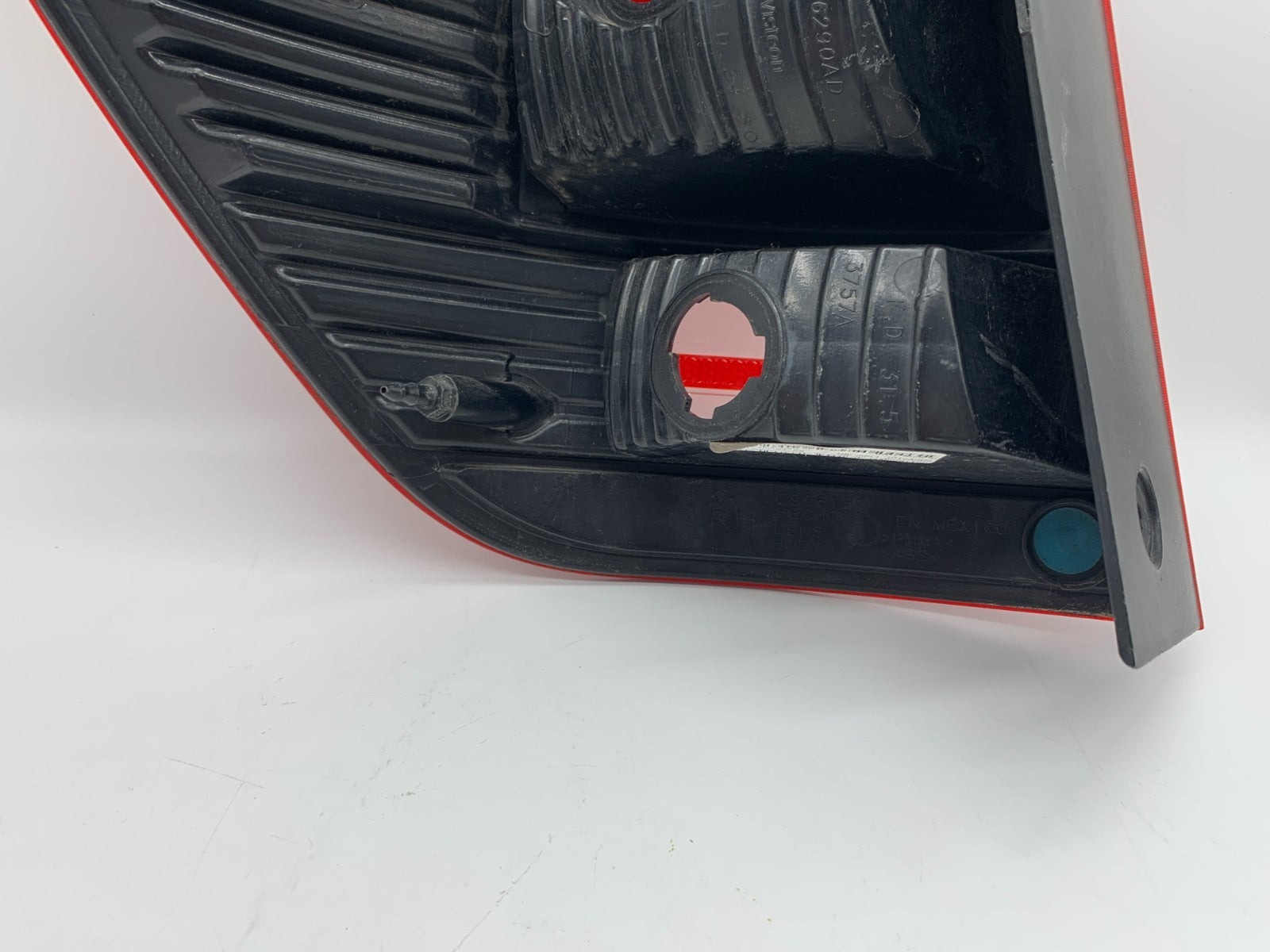 2009 Dodge Journey Passenger Side Tail Light Taillight OEM D01B22002