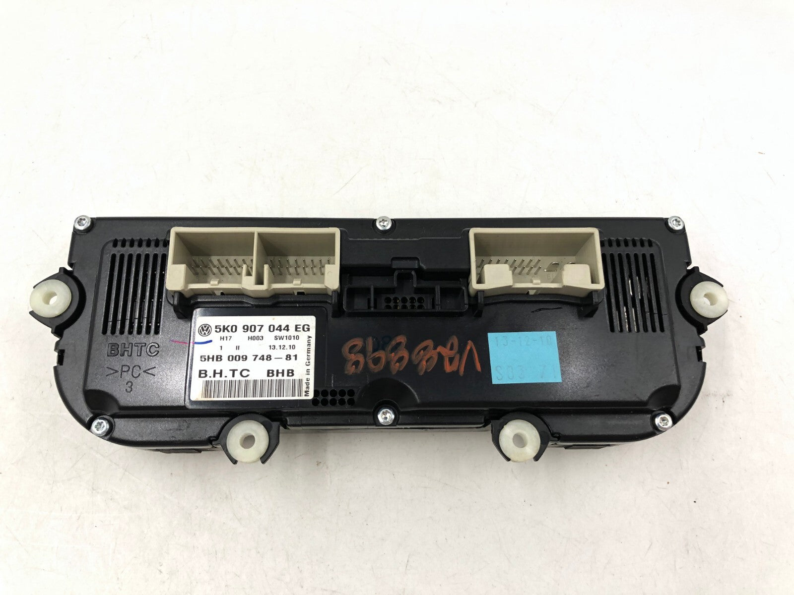 2011-2012 Volkswagen CC AC Heater Climate Control Unit OEM C02B11055