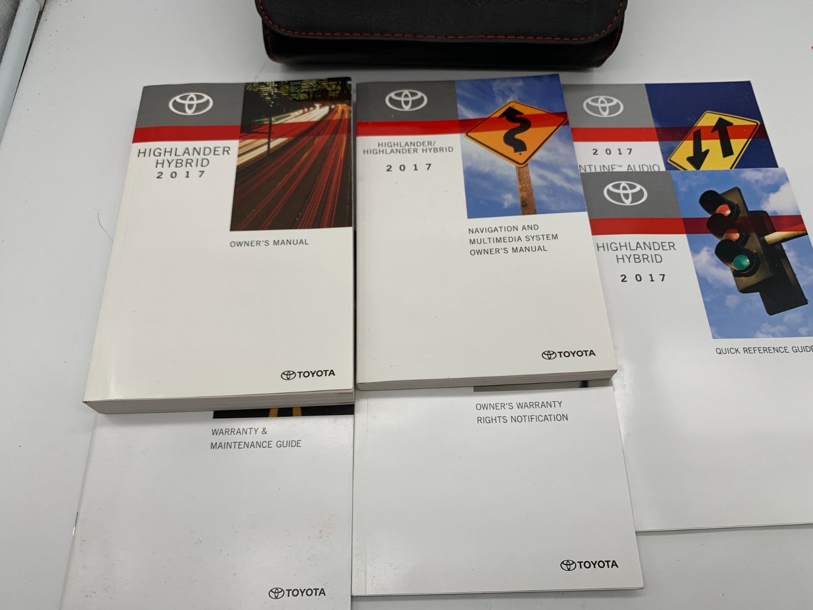 2017 Toyota Highlander Hybrid Owners Manual Set with Case OEM