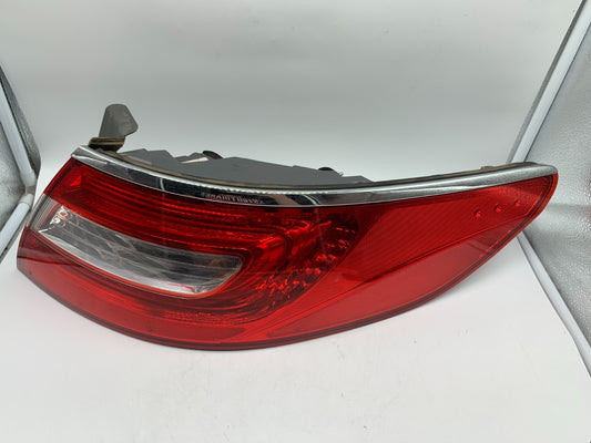 2012-2017 Hyundai Azera Passenger Side Tail Light Taillight OEM D01B02053